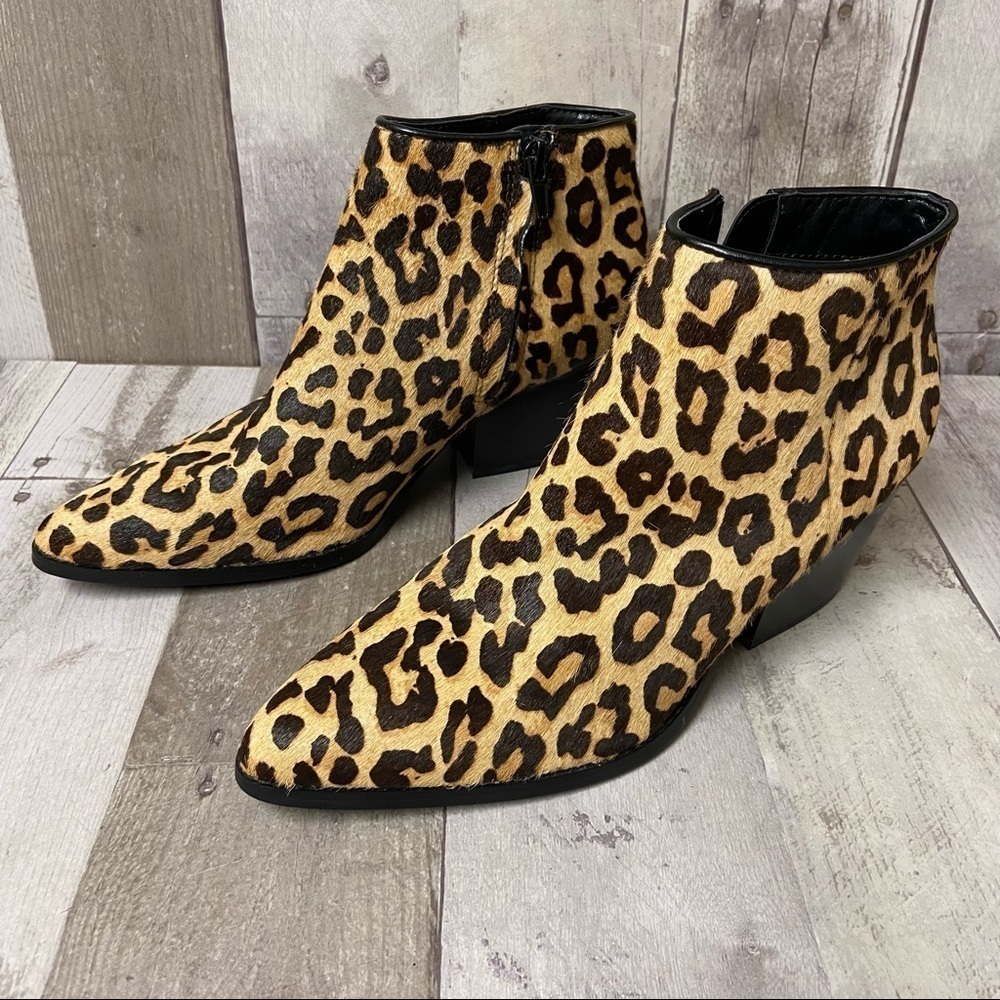 Bleecker & Bond Animal Print Riley Bootie Size 7.5 - Picture 3 of 11